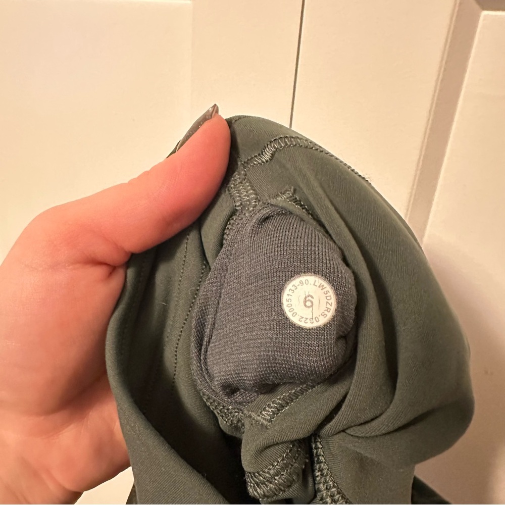 Lululemon Wunder Under - image 5